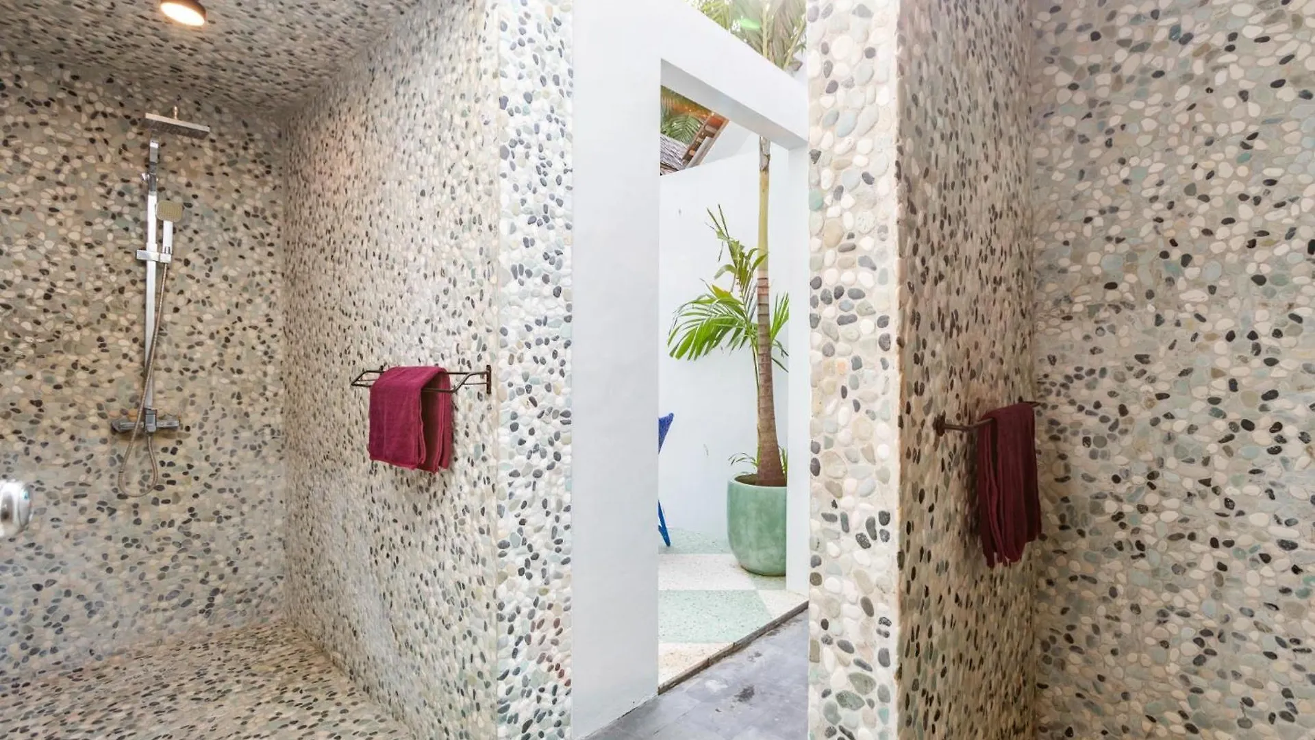 Villa Gambar - Comfortable Modern Mix 3Br Villa With Large Private Pool, 10 Minutes To The Beach Canggu