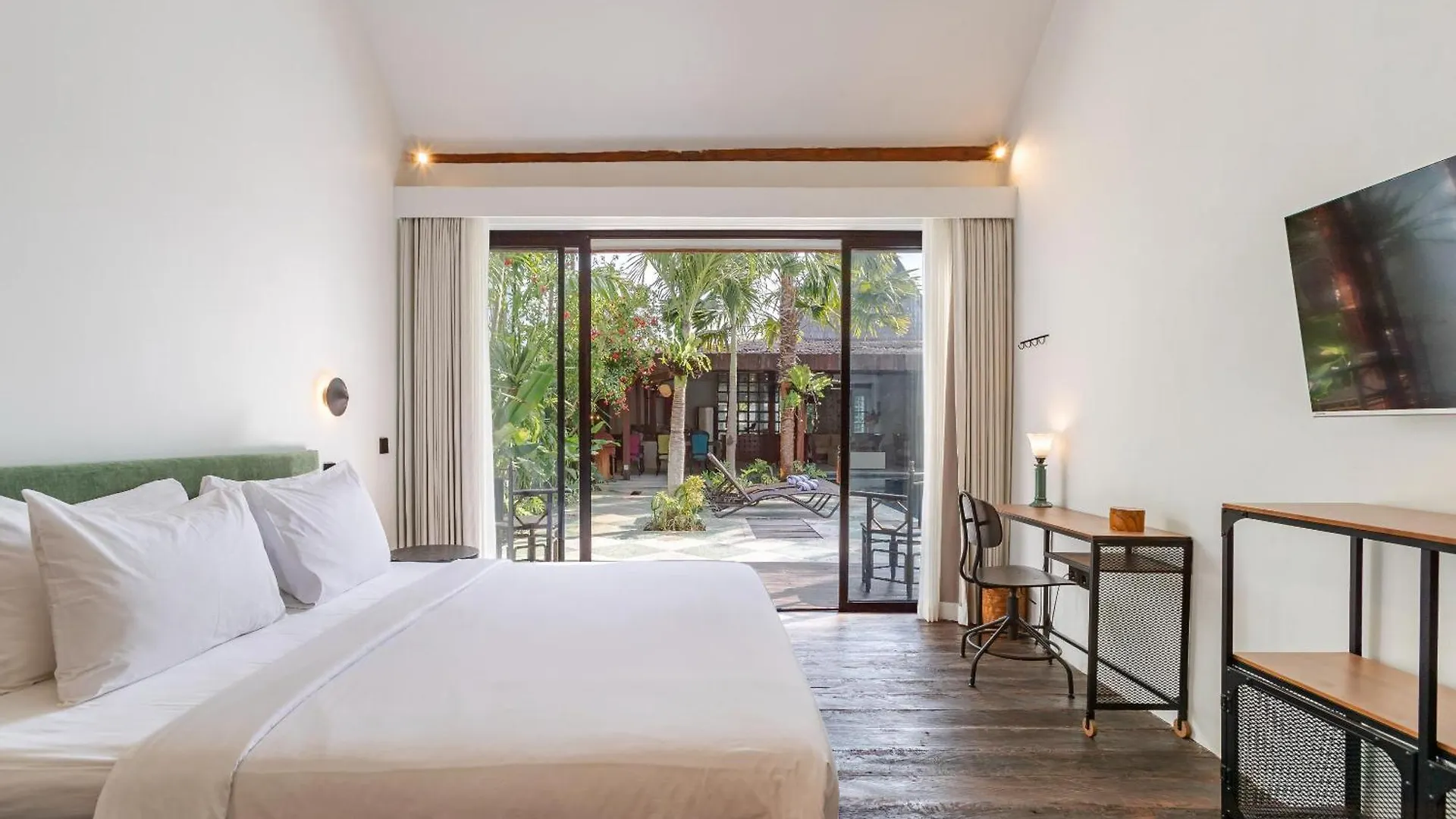 Villa Gambar - Comfortable Modern Mix 3Br Villa With Large Private Pool, 10 Minutes To The Beach Canggu
